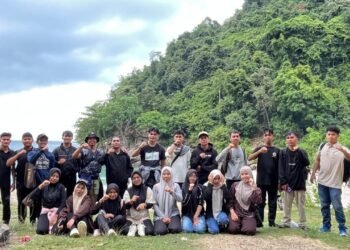 KOPRI PMII Kota Banda Aceh Gelar Aksi “KOPRI Peduli Alam” di Ujung Panchu Lhok Mata Ie