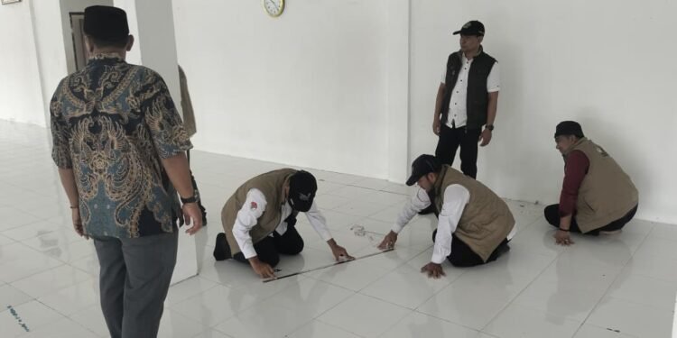 Kemenag Bireuen Kalibrasi Arah Kiblat Dua Musala Pesantren Al Zahrah