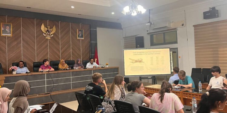 Mahasiswa Kiel University Jerman Kulik Sejarah Perdamaian dan Otonomi Khusus Aceh