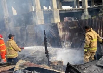 Tiga Ruko di Lambaro Terbakar