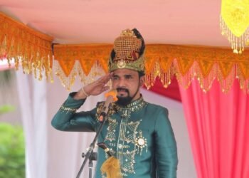 Al- Farlaky Galakkan Gerakan Guru Tanam 10.000 Pohon
