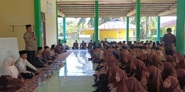 Kakanwil Kemenag Aceh Minta Guru Perkuat Budaya Qur’ani di Madrasah
