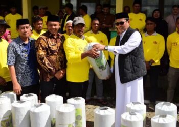 Kementan Salurkan 2.640 Rol Mulsa untuk Petani di Aceh Tengah
