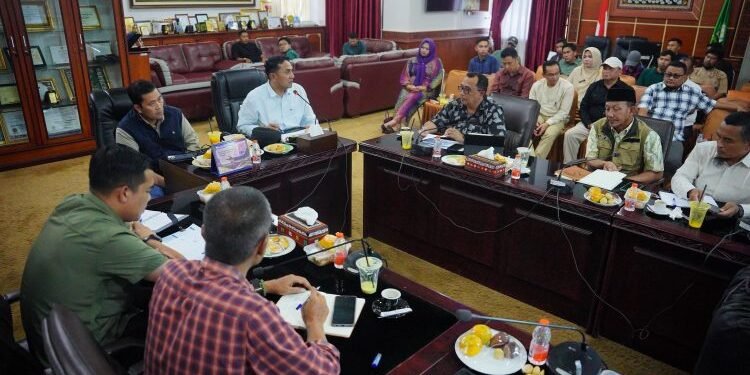 Bupati dan Wabup Pimpin Rapat Percepatan Realisasi TKD dan Bankeu Pemkab Aceh Tengah