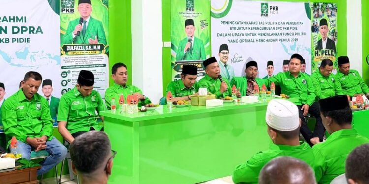 Konsolidasi PKB Pidie: Zulfazli Tekankan Politik Kehadiran, Kader Wajib Dekat dengan Rakyat