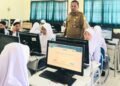 Kacabdisdik Aceh Selatan Pantau Gladi Bersih TKA di SMAN Unggul Tapaktuan, Ini Penyampaiannya