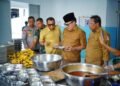 Bupati TRK Tinjau SPPG, Pastikan Makanan MBG Aman dan Bergizi