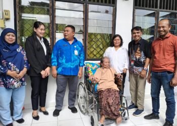 Dinsos Abdya Pulangkan Lansia Terlantar Asal Nias ke Sumut