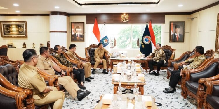 Bertemu Mendagri, Bupati TRK Bahas Agenda Kebangsaan dan Ekonomi Daerah