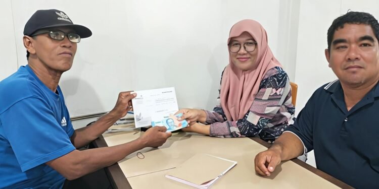 Pemilik Teras Kupi Blangpidie Salurkan Zakat Lewat Lazismu Abdya