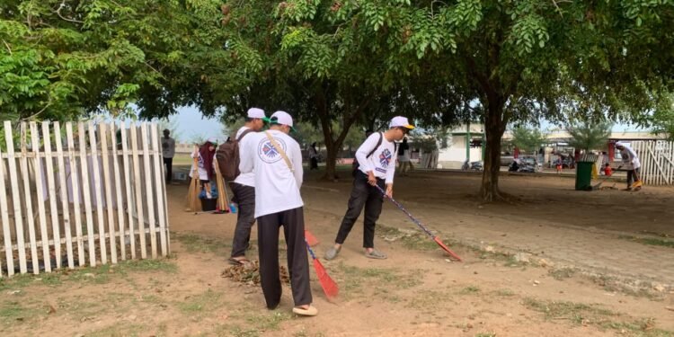 Prodi SKI UIN Ar-Raniry Bersama BPK Aceh Kembali Terjunkan Mahasiswa dalam Meuseuraya di Komplek Makam Syiah Kuala