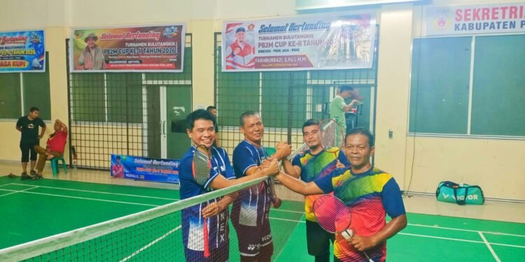 Bos Nawi/Rizalsyah Melaju ke Semifinal Turnamen Bulutangkis PB2M