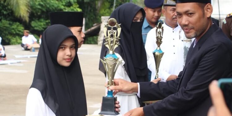 Santri Dayah Rama Sabang Raih Juara III Lomba Kitab Akhlak pada Peringatan Hari Santri