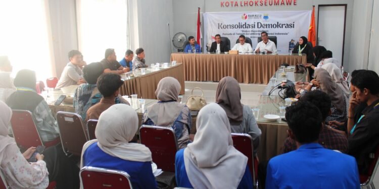 PC PMII Lhokseumawe dan Panwaslih Bersinergi Kawal Gelombang Demokrasi Indonesia