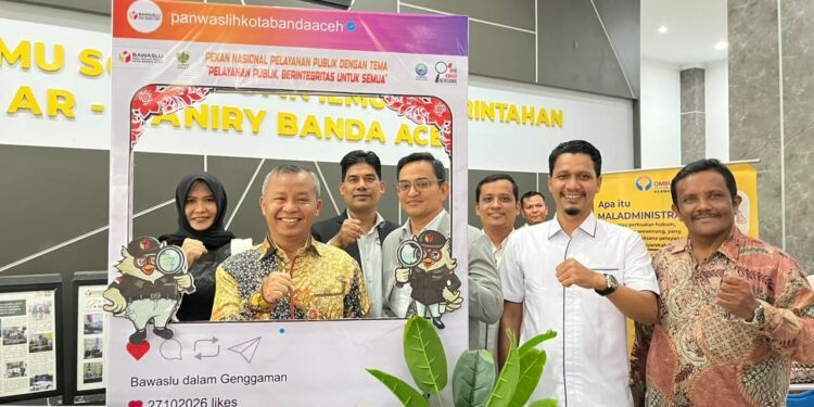 Bawaslu Kota Banda Aceh Hadirkan Layanan Khusus Kepemiluan di Pekan Nasional Pelayanan Publik FISIP UIN Ar-Raniry